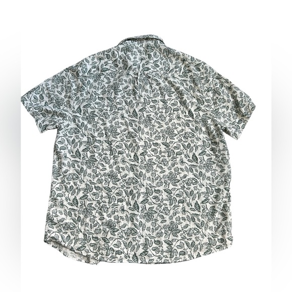 NWT Lucky Brand Men’s Linen/Rayon Blend Floral Shirt size Large - Picture 5 of 8